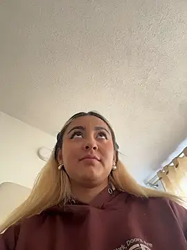 Elina Hills online show from 14, 1, 2026