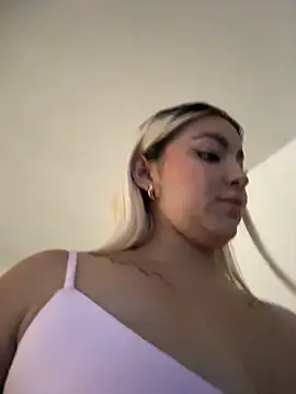 Elina Hills online show from 12, 2, 2026