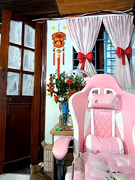 Okleotina9 online show from 4, 4, 2026