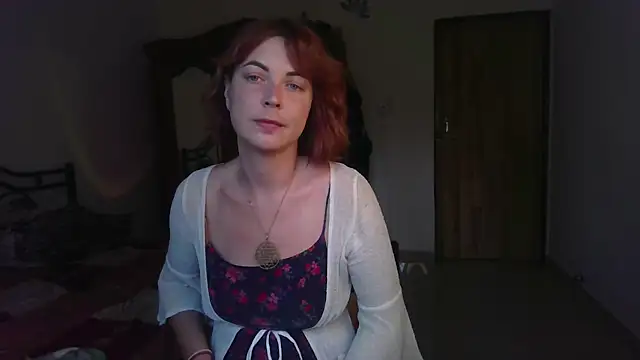 Snapshot of Alice_honey_ chatting on 18, 12, 2025 Alice honey online show from 18, 12, 2025