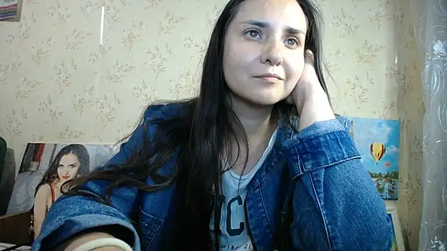 Snapshot of VoulezVous_Angel chatting on 2, 6, 2026 VoulezVous Angel online show from 2, 6, 2026