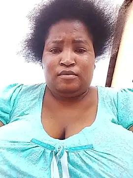 MassiveBoobsxxxx online show from 12, 11, 2025