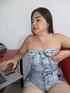 Candy69  online show from 18, 12, 2025