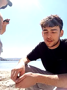 yasinesra757  online show from 19, 4, 2026