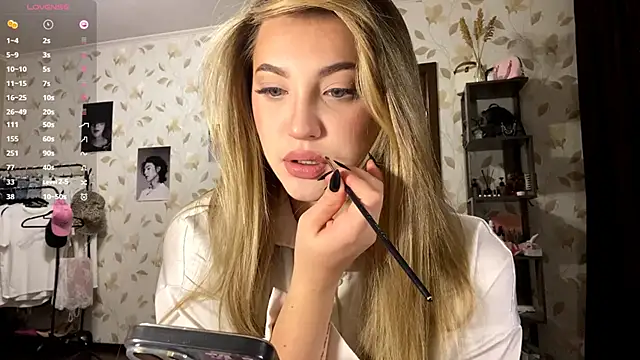 OrethaEredia online show from 18, 11, 2025