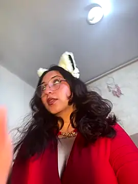 Kitty shine  online show from 5, 11, 2025