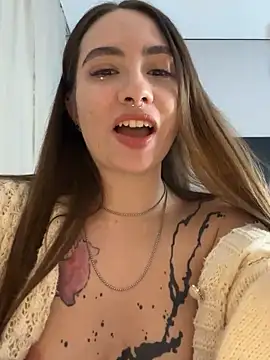  Elizabeth Brown online show from 18, 11, 2025