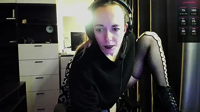 Snapshot of EvaMay4k chatting on 10, 11, 2025 EvaMay4k online show from 10, 11, 2025