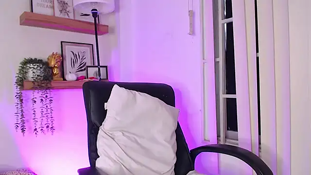 Madisonkay online show from 1, 4, 2026