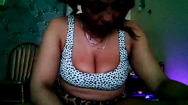 Juicyapplecandy online show from 24, 6, 2026
