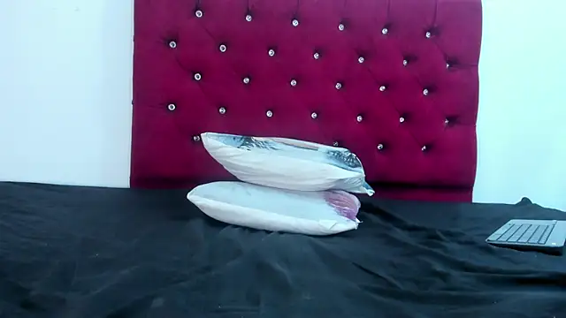 Anggie Miller online show from 24, 3, 2026