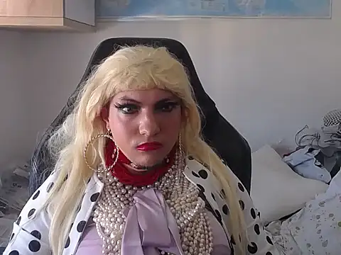 VanesaCrossic online show from 24, 4, 2026