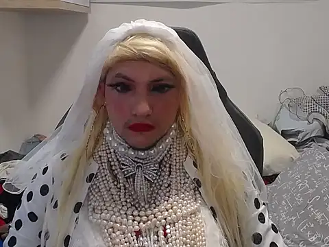 Snapshot of VanesaCrossic chatting on 15, 5, 2026 VanesaCrossic online show from 15, 5, 2026