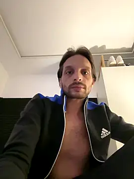 Snapshot of Zaskeee chatting on 29, 11, 2025 Zaskeee online show from 29, 11, 2025