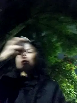 Snapshot of BrightDarkness chatting on 19, 11, 2025 BrightDarkness online show from 19, 11, 2025