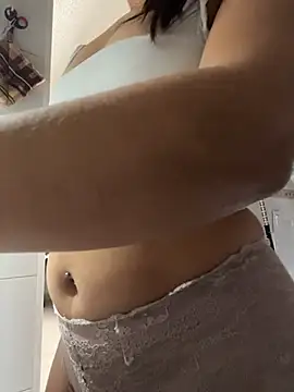 Saray lo online show from 10, 11, 2025