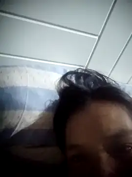 Snapshot of _simplecristy_ chatting on 31, 10, 2025  simplecristy  online show from 31, 10, 2025