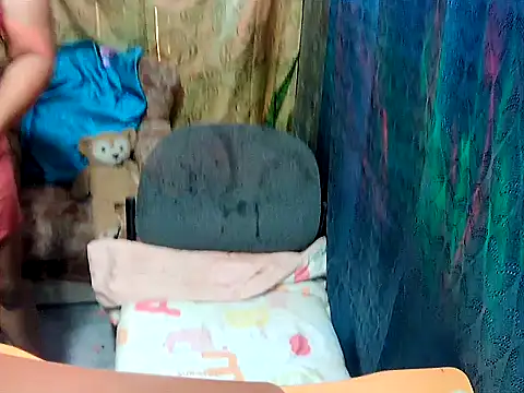 yumi-meya online show from 15, 1, 2026