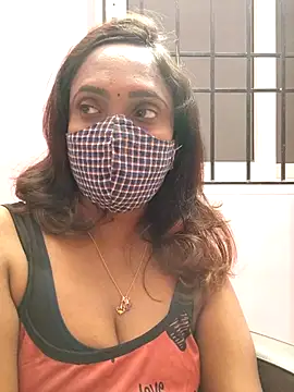 Queen-dhivya online show from 3, 2, 2026