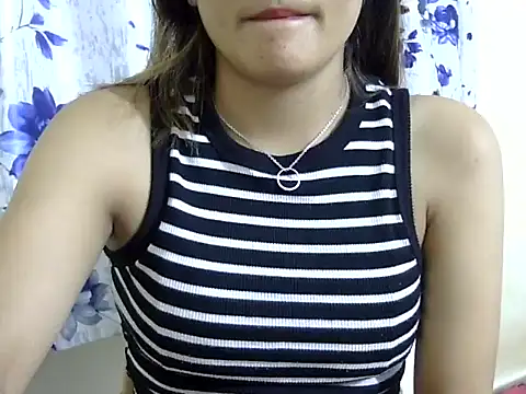Snapshot of maira_33 chatting on 16, 6, 2026 maira 33 online show from 16, 6, 2026