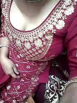 Snapshot of Cute_Angel_1 chatting on 6, 11, 2025 Cute Angel 1 online show from 6, 11, 2025