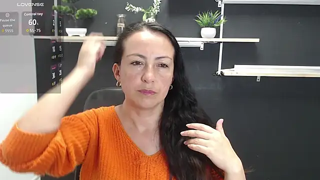 Snapshot of Lauryn_Jones chatting on 27, 5, 2026 Lauryn Jones online show from 27, 5, 2026