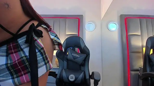 BriannaRivera online show from 24, 11, 2025