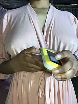 mcdeeXo online show from 6, 11, 2025