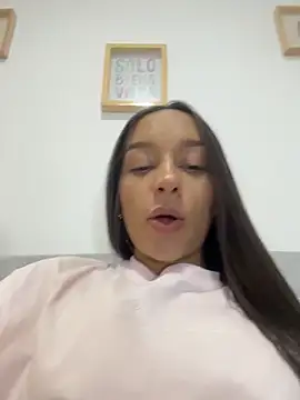 Brunettecollins05 online show from 22, 3, 2026