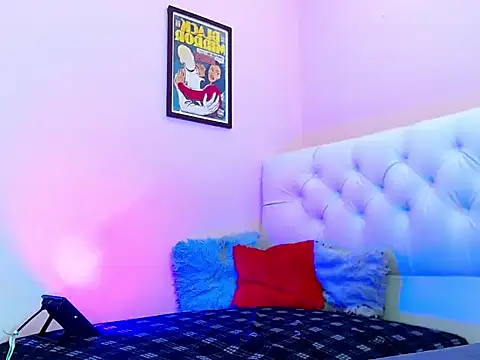 Snapshot of bad_boy_hottx chatting on 1, 11, 2025 bad boy hottx online show from 1, 11, 2025