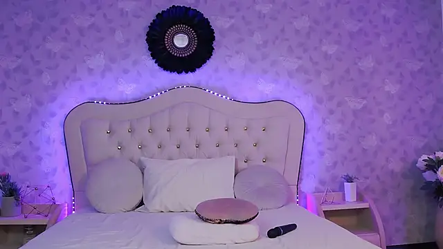 GracieCute online show from 27, 2, 2025