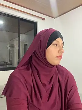 Melek Seraya online show from 16, 11, 2025