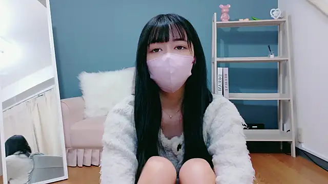 Snapshot of mirei-xxx chatting on 2, 12, 2025 mirei-xxx online show from 2, 12, 2025