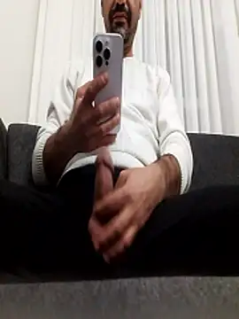 saban akdogan online show from 2, 11, 2025