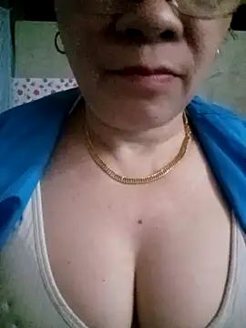 small-house123 online show from 22, 2, 2026