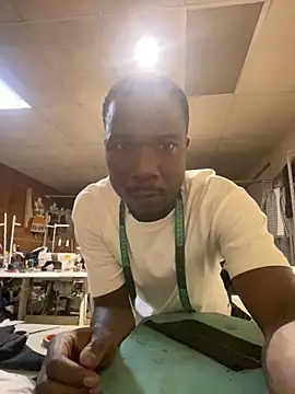 Ndodemnyamaxh online show from 3, 11, 2025