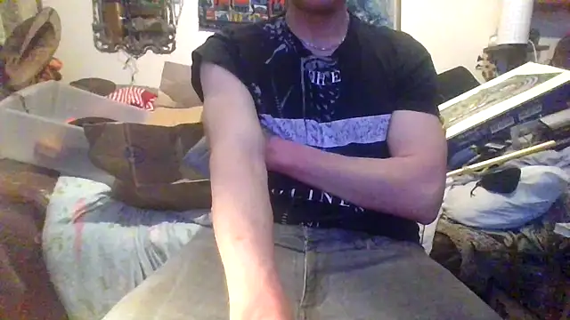 jigglethaypussi online show from 3, 3, 2026