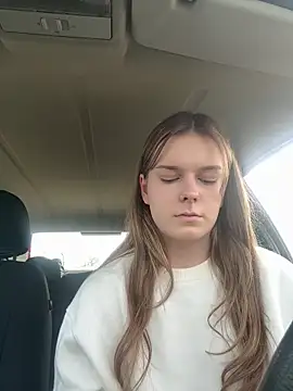 LisaFreierxx online show from 11, 3, 2026