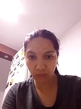 Lusandra1837lusi online show from 18, 4, 2026