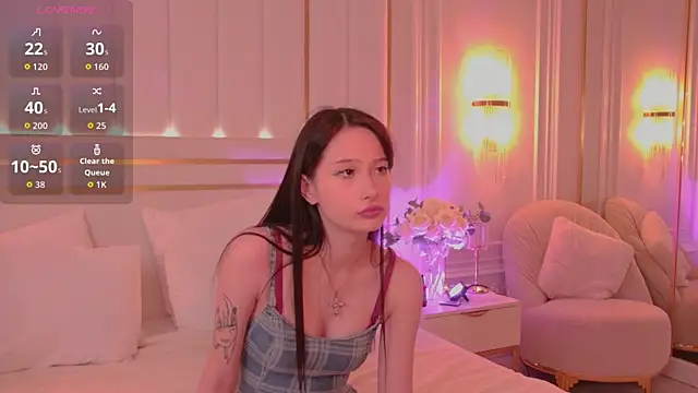 GladysMoore online show from 3, 11, 2025