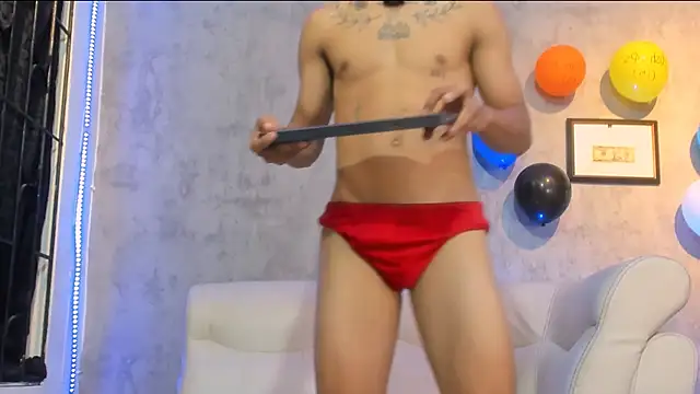 Snapshot of soy_Aron chatting on 19, 11, 2025 soy Aron online show from 19, 11, 2025