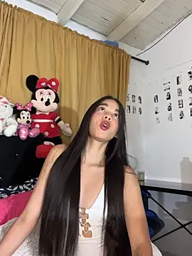 Snapshot of Milleradhara24 chatting on 14, 5, 2026 Milleradhara24 online show from 14, 5, 2026