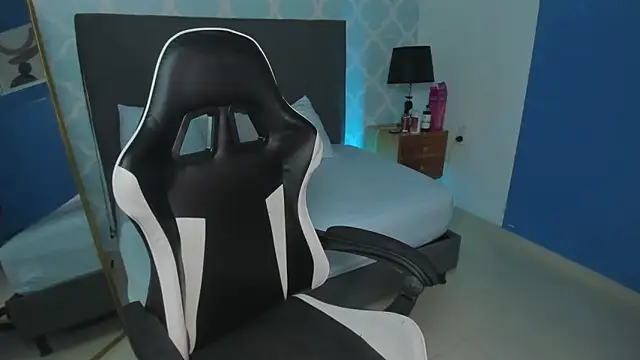 shanel smithh online show from 20, 12, 2025