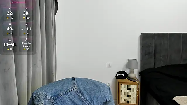 ScarletFlamee online show from 9, 11, 2025