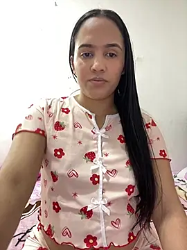 Snapshot of Ivy_08 chatting on 15, 7, 2026 Ivy 08 online show from 15, 7, 2026