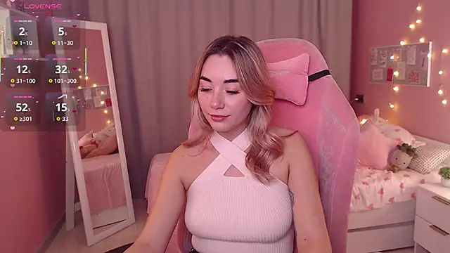 Rosie Mac online show from 18, 11, 2025