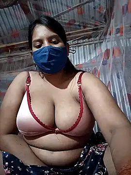 Snapshot of fluffkitty-03 chatting on 9, 11, 2025 fluffkitty-03 online show from 9, 11, 2025