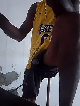 Snapshot of moreninho564 chatting on 4, 11, 2025 moreninho564 online show from 4, 11, 2025