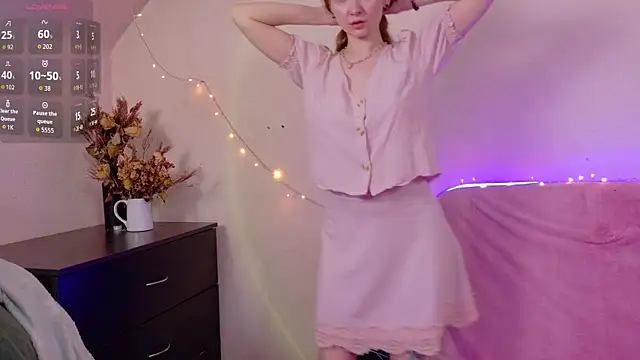 TinyMuse  online show from 20, 11, 2025