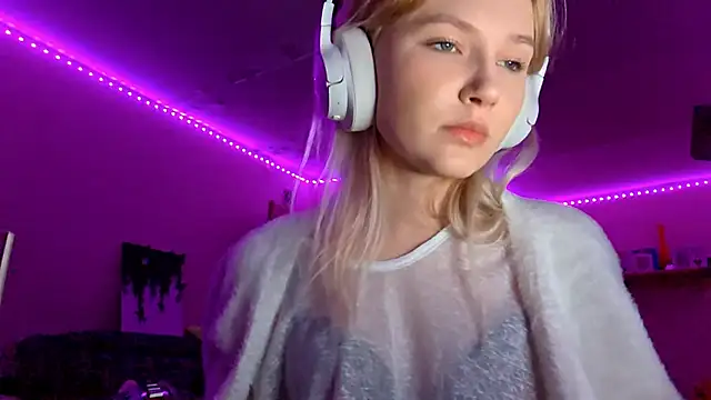 KarinRobertson online show from 12, 11, 2025